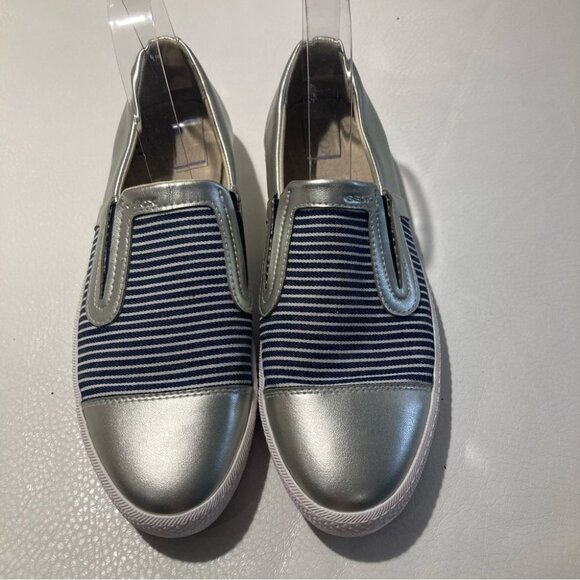 GEOX Sz 10 Plimsolls Glyo Silver Canvass Slip On Loafers Flats - Picture 2 of 11